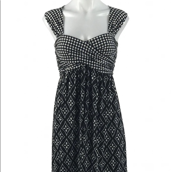Max Studio Dresses & Skirts - NWT: Flattering Empire Waist, Black and White Knee-Length Versatile Dress